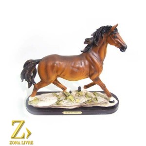 CAVALO DE RESINA 30CM